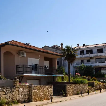 Nada Ferienhaus